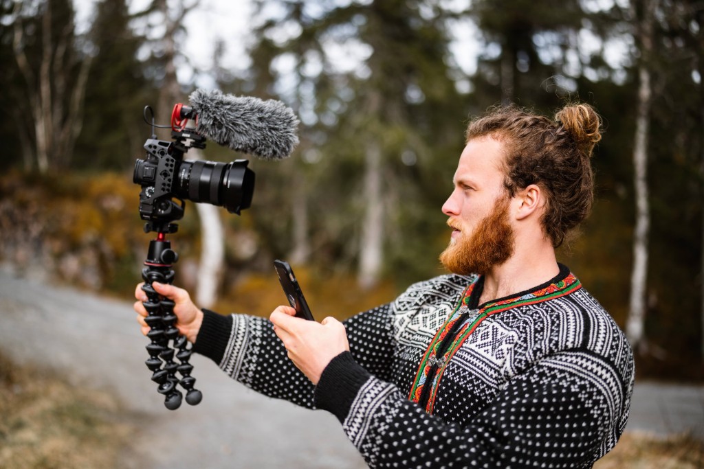 Youtubeur en train de se filmer